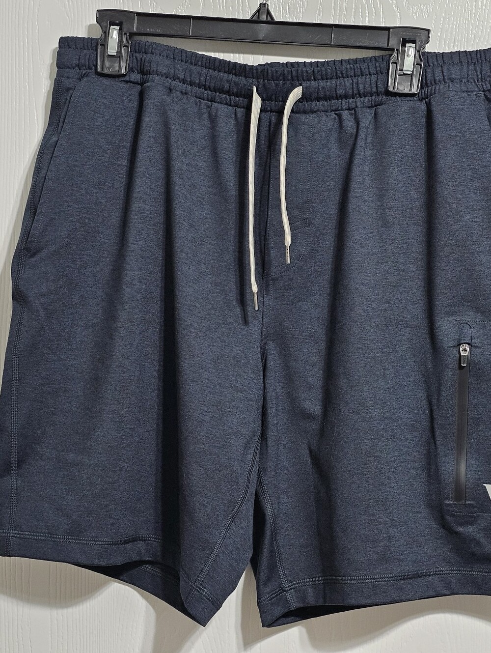 Vuori Sunday Performance Short 8" Size L